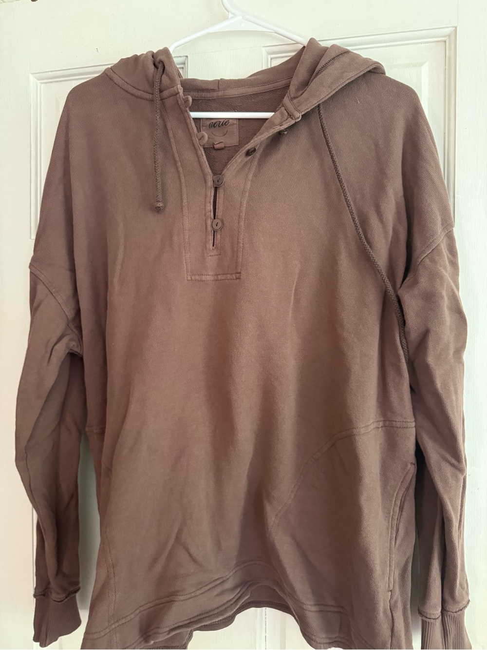 woman’s brown aerie sweater